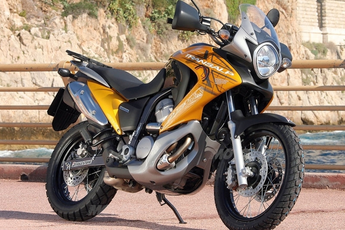 Ενοικίαση σκούτερ,ATV και μοτό στην Καλαμάτα /